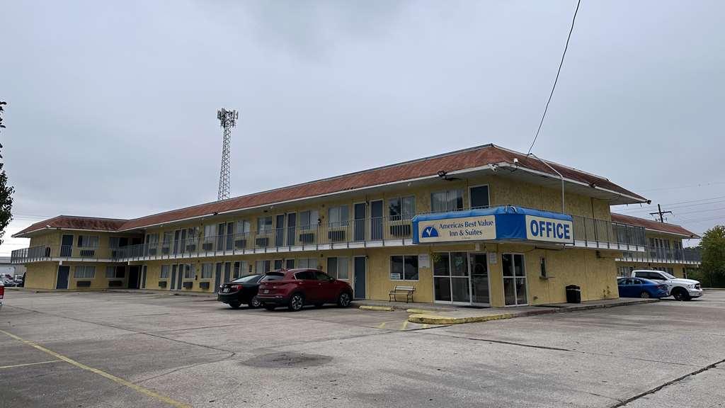 Americas Best Value Inn And Suites Groves Extérieur photo