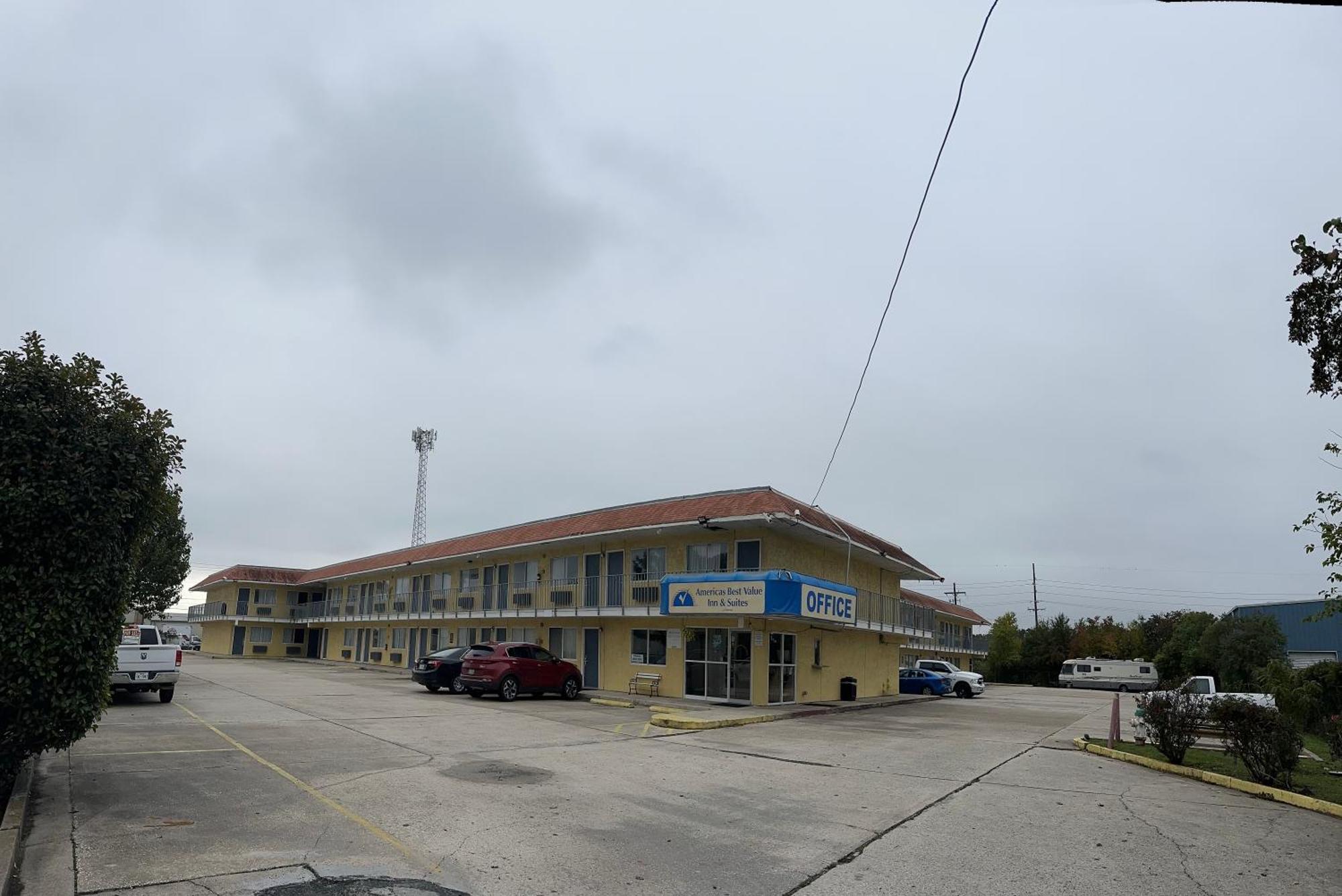Americas Best Value Inn And Suites Groves Extérieur photo
