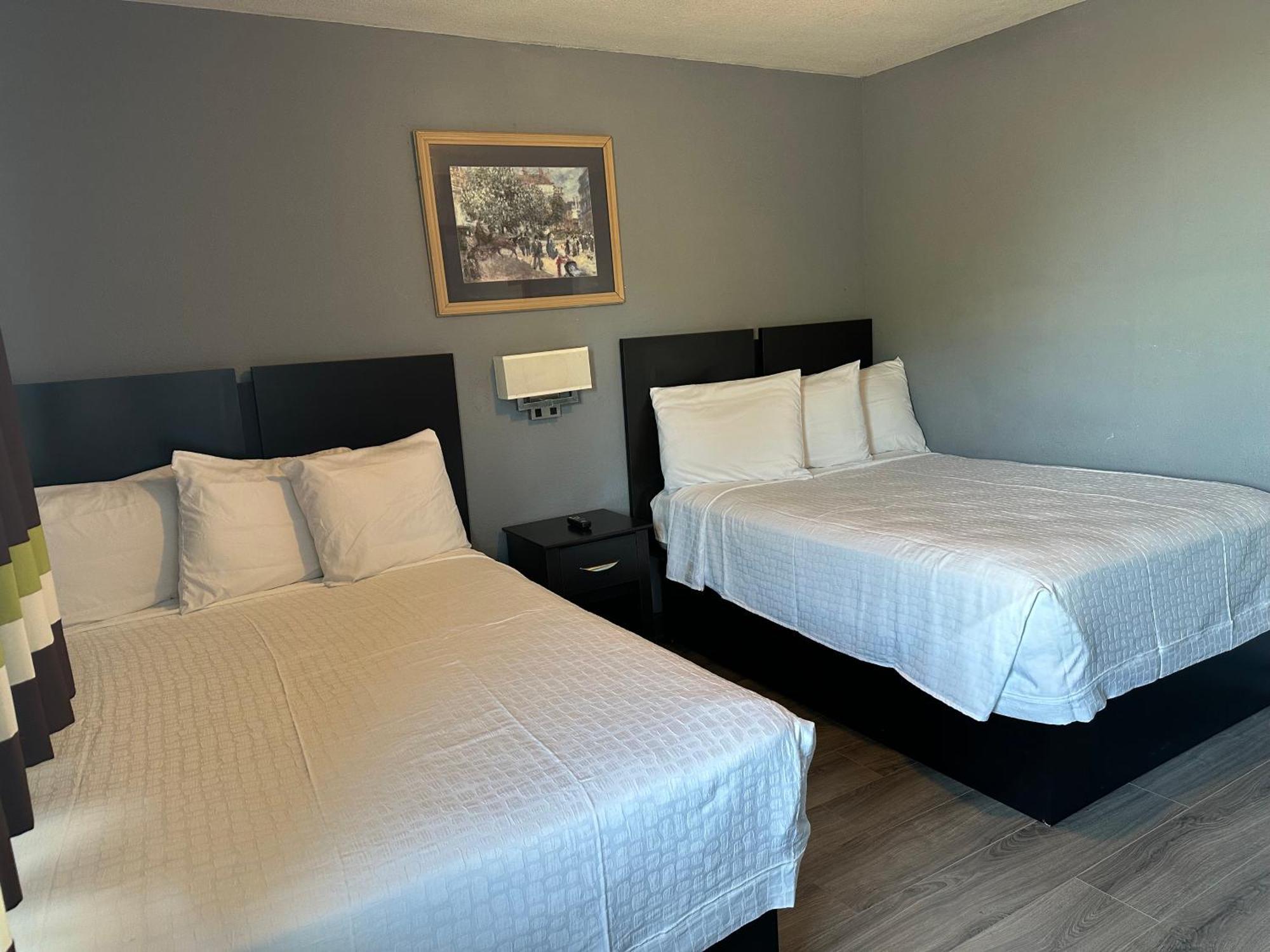 Americas Best Value Inn And Suites Groves Extérieur photo