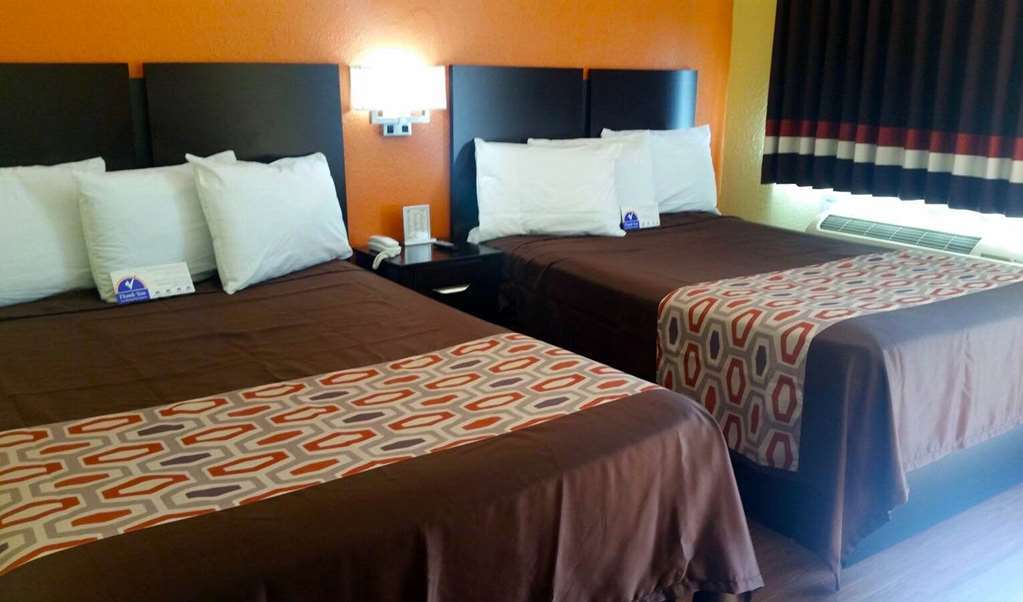 Americas Best Value Inn And Suites Groves Chambre photo