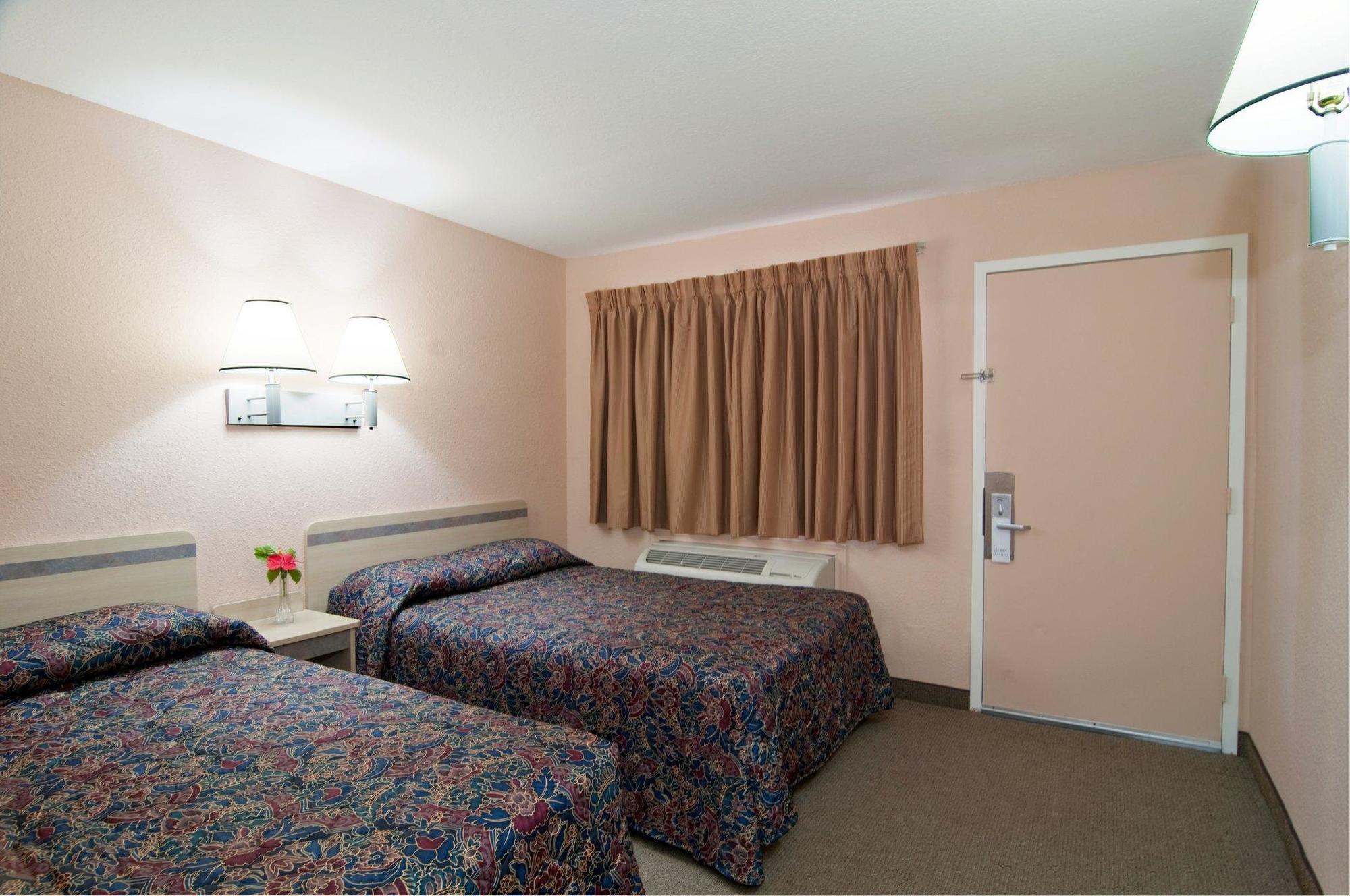 Americas Best Value Inn And Suites Groves Extérieur photo