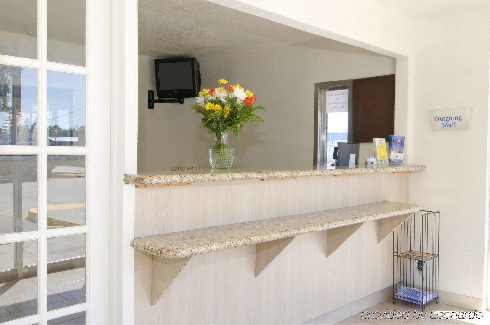 Americas Best Value Inn And Suites Groves Extérieur photo