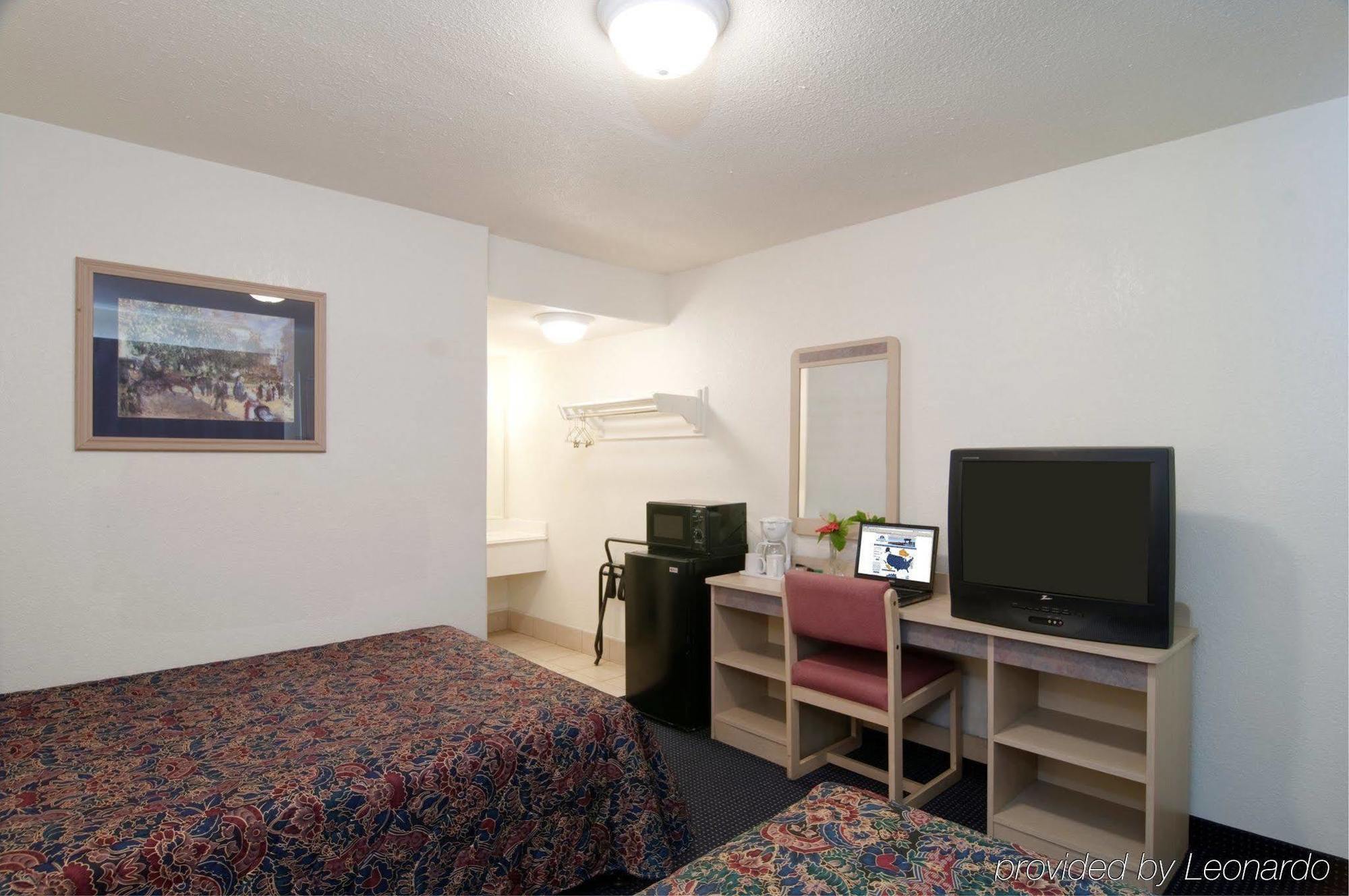 Americas Best Value Inn And Suites Groves Chambre photo